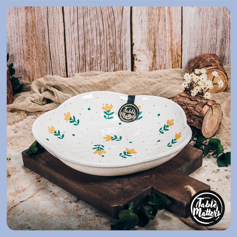 4-Wldflowers-8-Inch-Scallop-Lace-Plate-Tableware-ProductListing